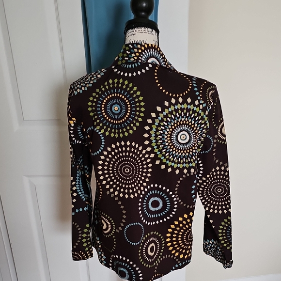 Colorful Patterned Women's Jacket With Matching Capris Panrs - Picture 3 of 12